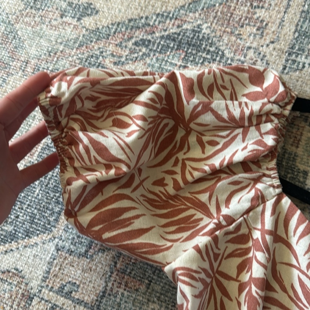Privy square neckline from buckle - Picture 3 of 6